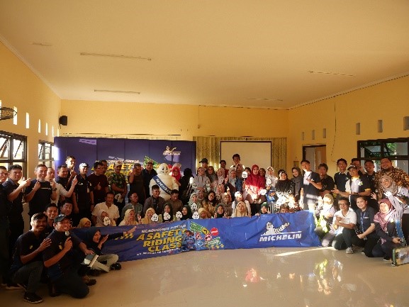 Safety Riding to School (SMAN 1 CIkarang TImur)